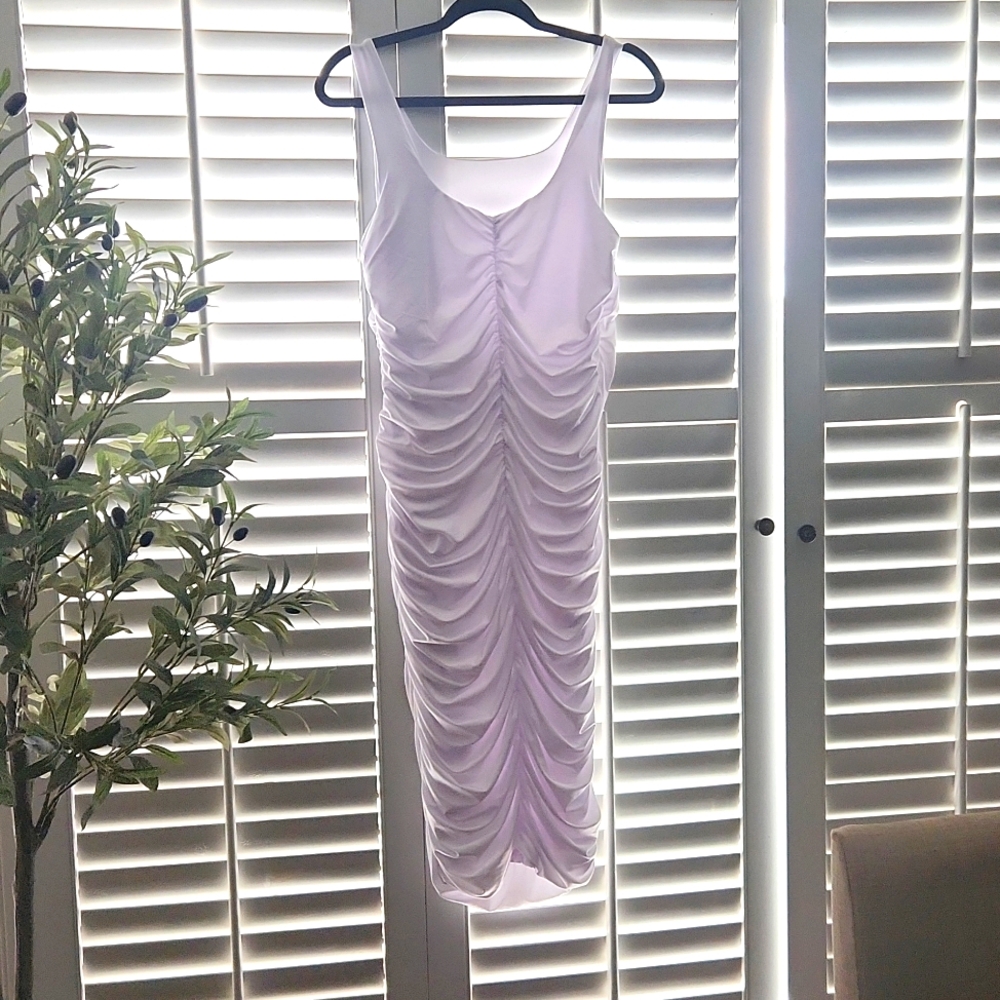 Cute stretch white dress